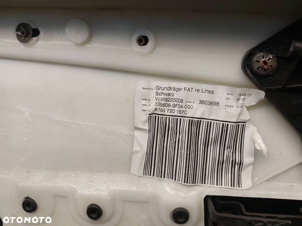 BOCZKI DRZWI KOMPLET MERCEDES-BENZ W169 A200 A1697201570 A1697201670 - 2