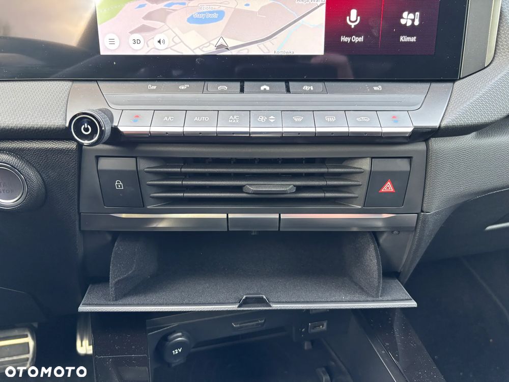 Opel Astra 1.2 Turbo Automatik GS - 28