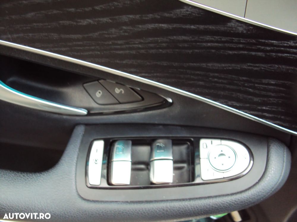Mercedes-Benz GLC 250 4MATIC - 12