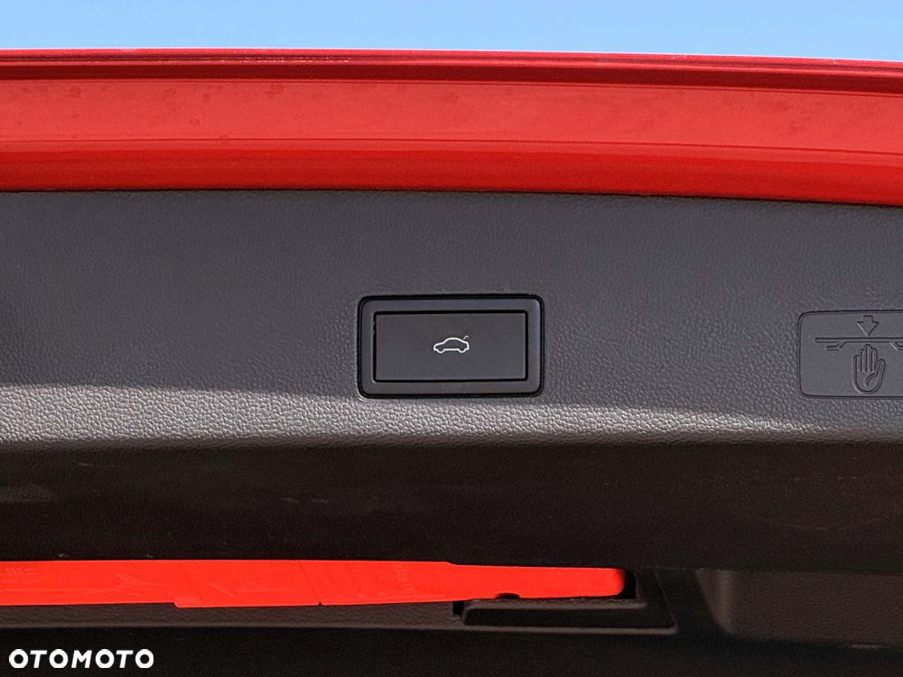 Volkswagen Golf 1.5 TSI Special Edition - 17