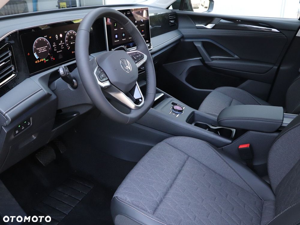 Volkswagen Tiguan - 9