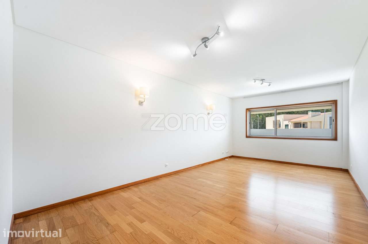 Apartamento T2 | 99 m2 | Garagem | Castelo da Maia | Arrendamento - Grande imagem: 5/28