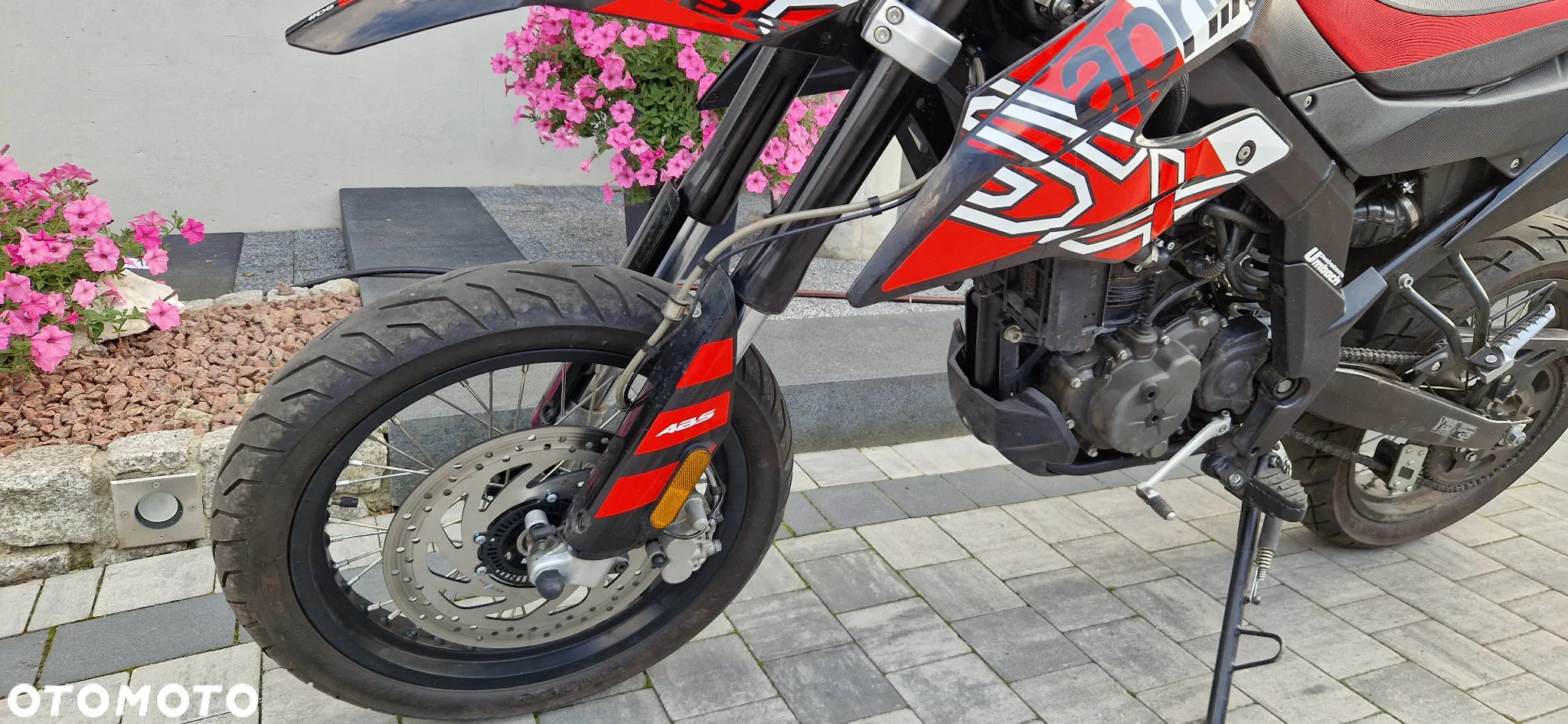 Aprilia SX - 12