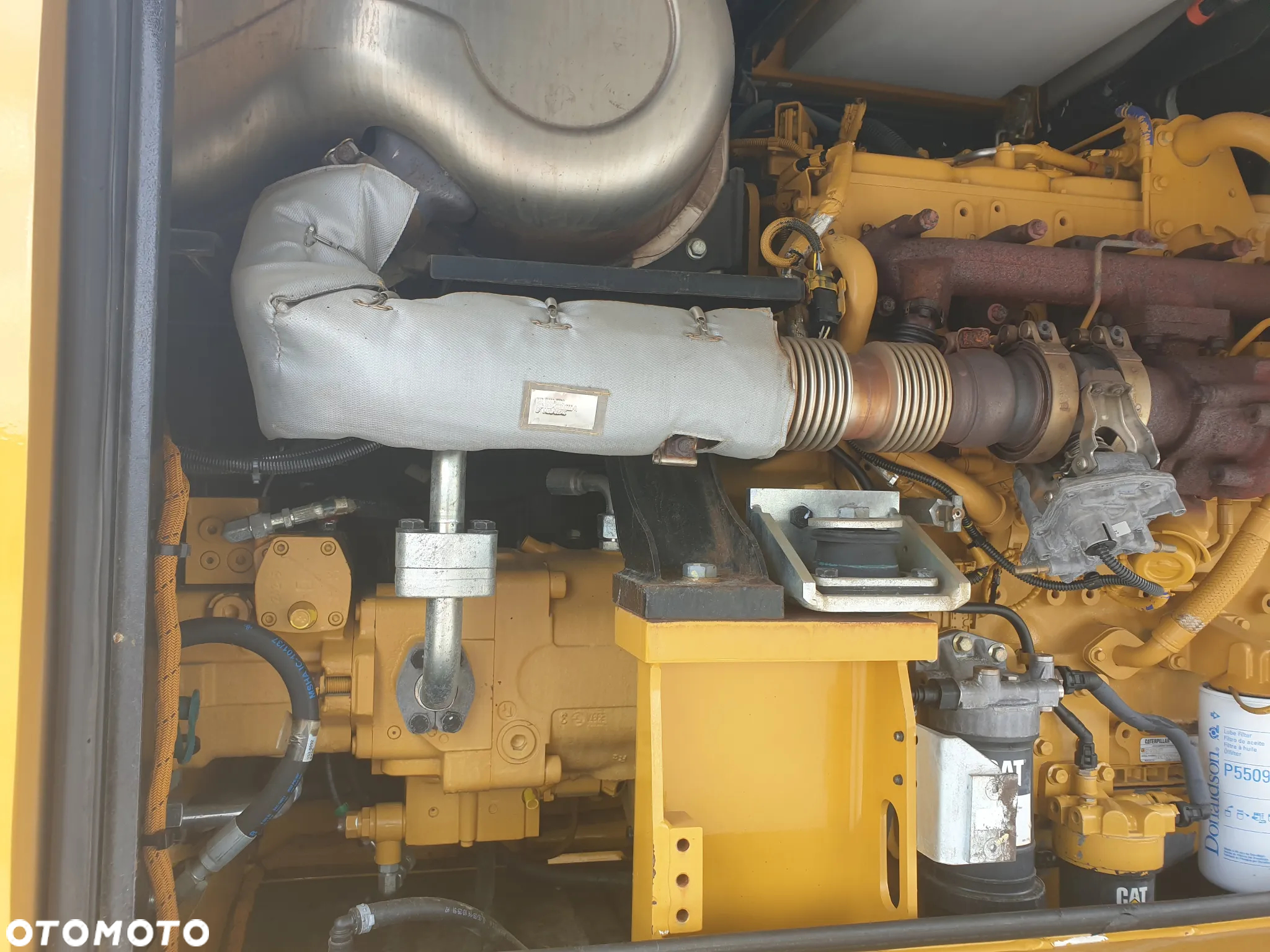 Caterpillar M 318 F ROTOTILT SPROWADZONY ŁADNY STAN - 26