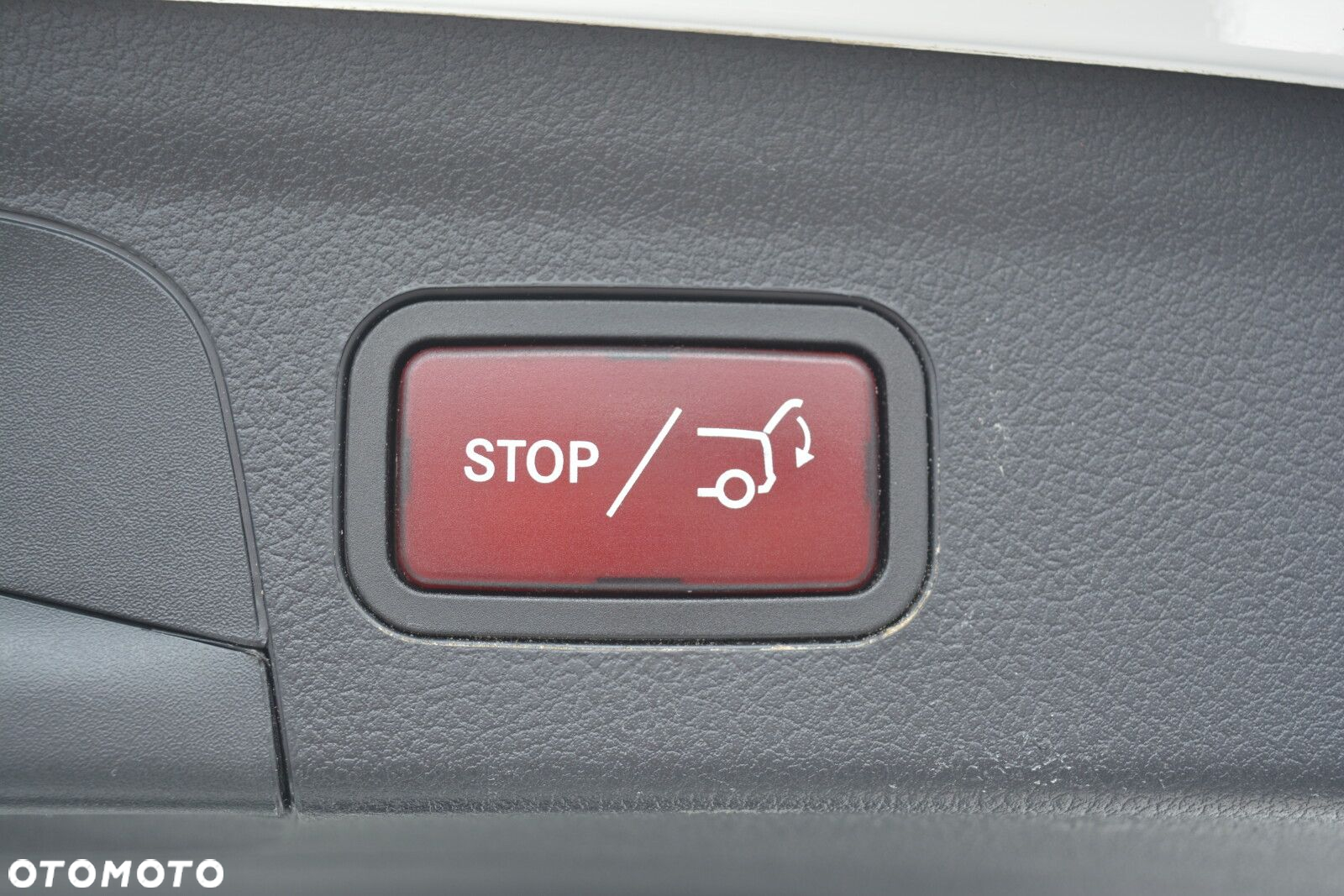 Mercedes-Benz GLE 300 d 4-Matic - 31