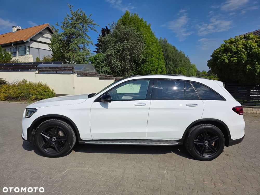 Mercedes-Benz GLC 200 4Matic 9G-TRONIC AMG Line - 36
