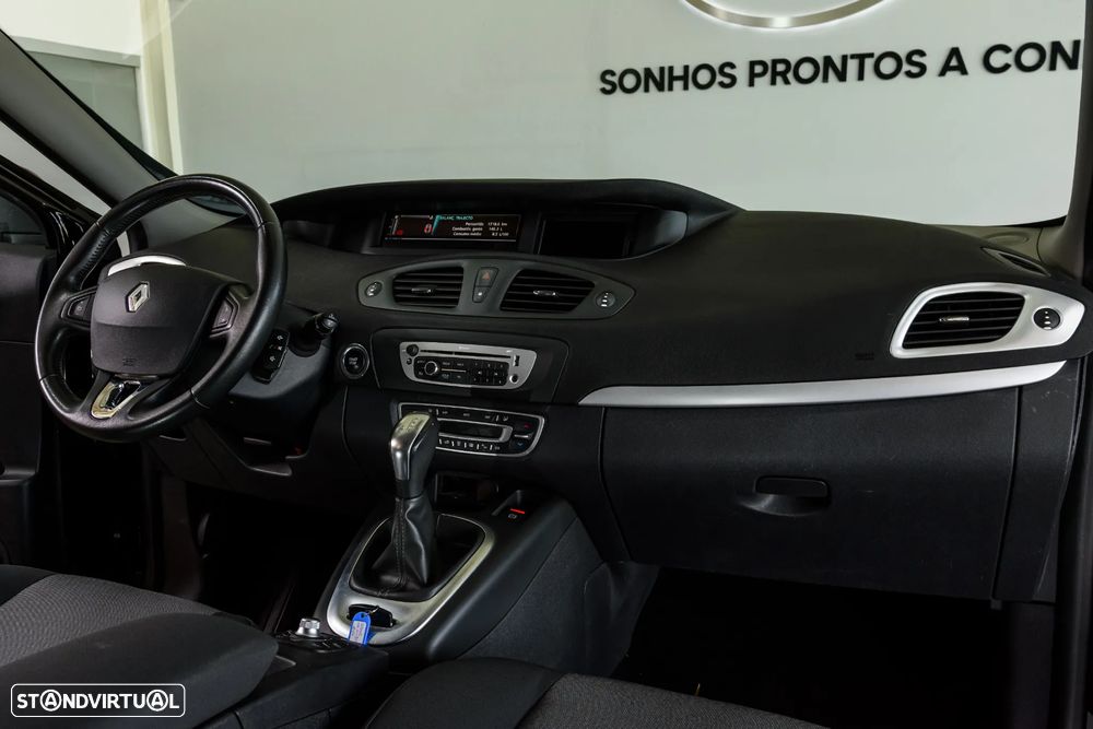 Renault Mégane Scénic - 15