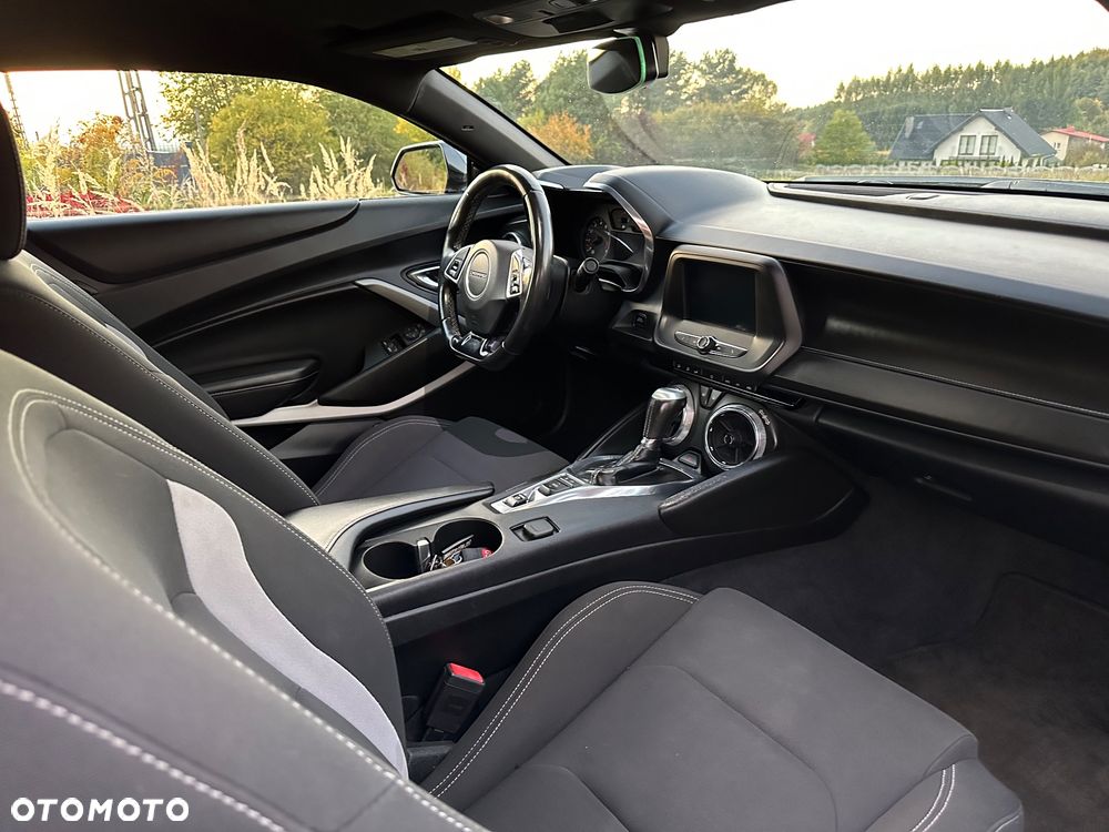 Chevrolet Camaro 3.6 V6 Coupe 2LT - 34