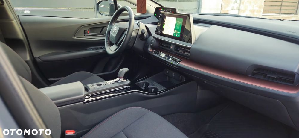 Toyota Prius Hybrid Advanced - 20