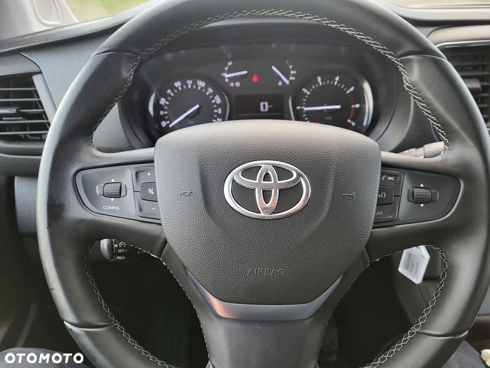 Toyota PROACE - 13