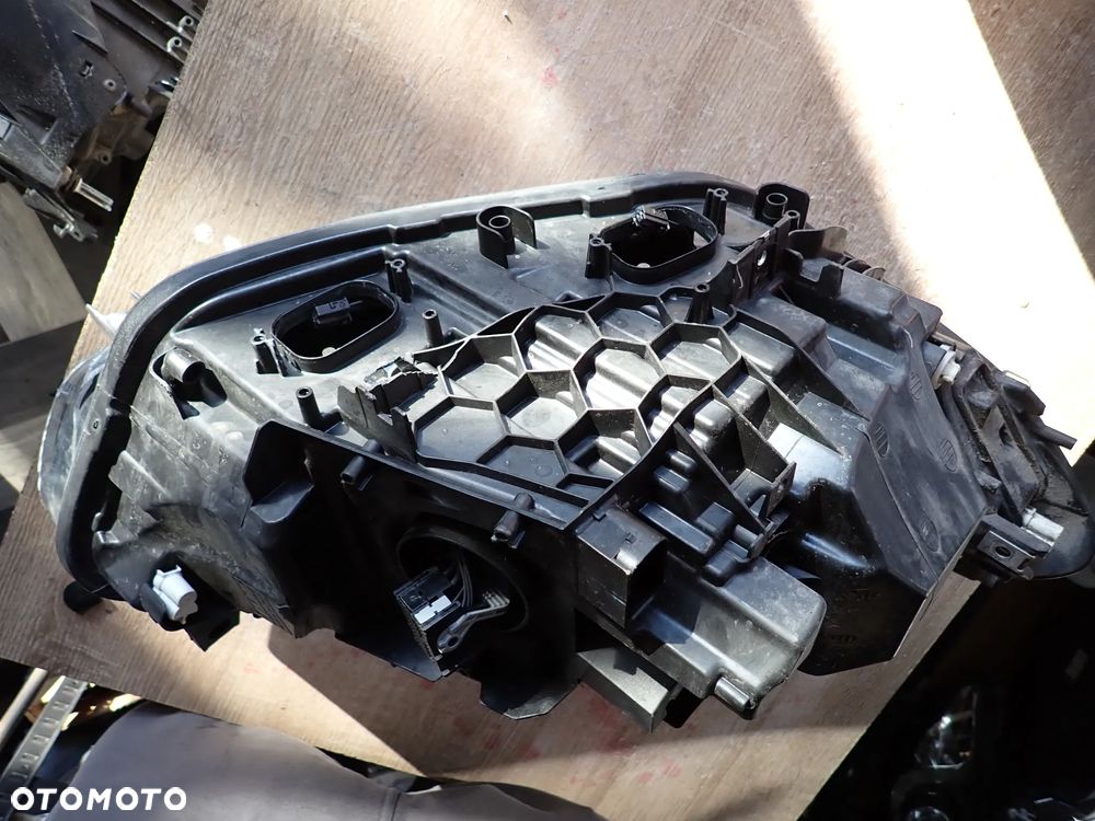 BMW 1 F20 F21 LAMPA LEWY PRZÓD EUROPA NA CZĘŚCI 8739571 - 6