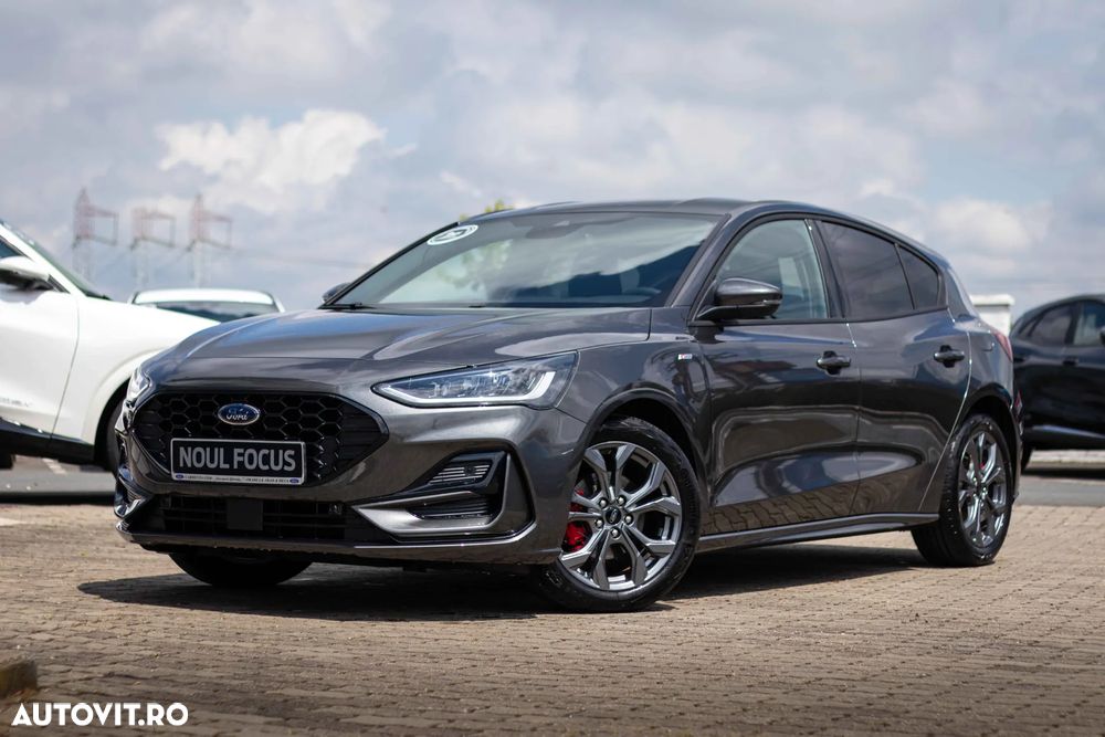 Ford Focus 1.0 EcoBoost 6MT MHEV ST-Line X - 2