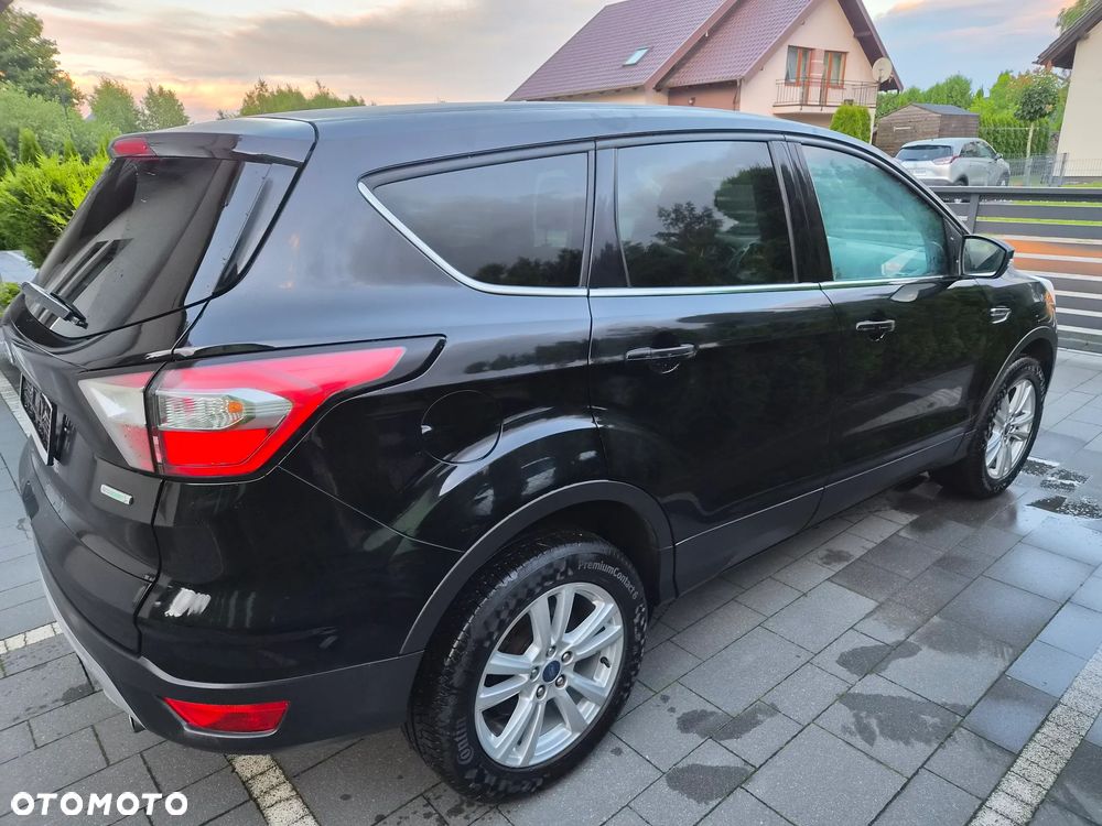 Ford Kuga 1.5 EcoBoost 2x4 Titanium - 11
