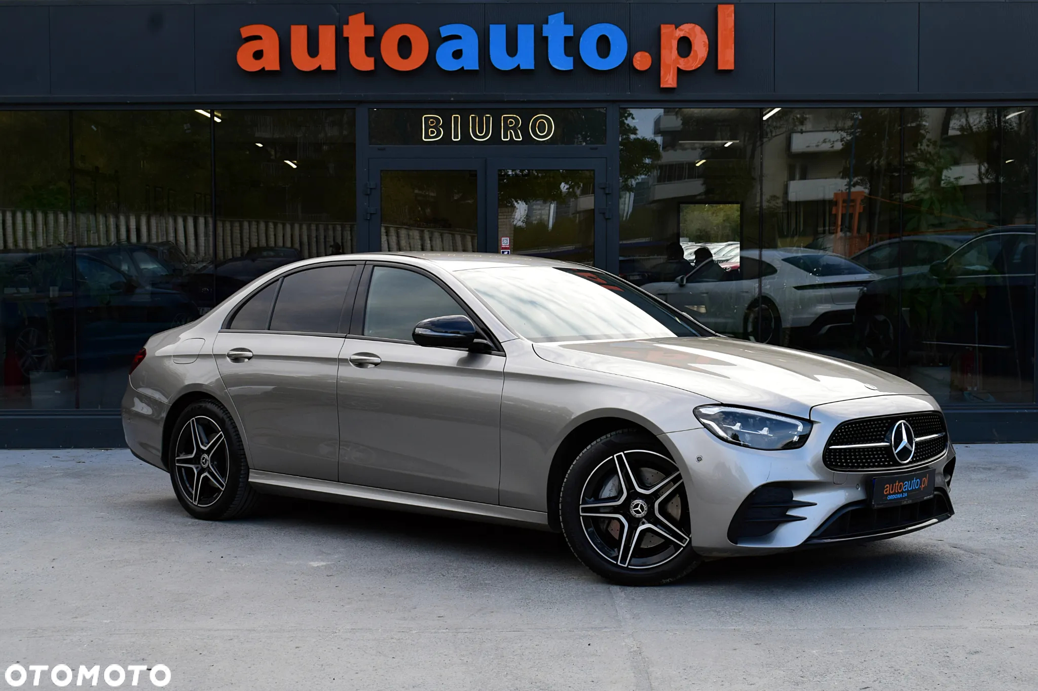 Mercedes-Benz Klasa E 220 d AMG - 3