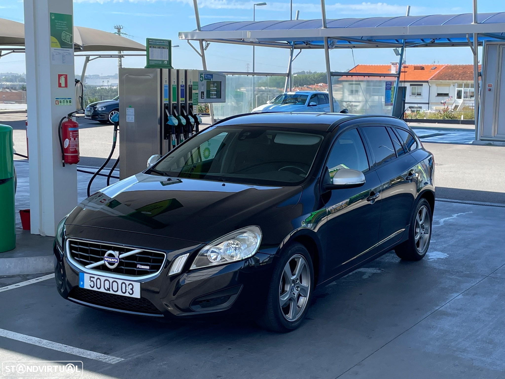 Volvo V60 1.6 D2 Drive R-Design Start/Stop - 2