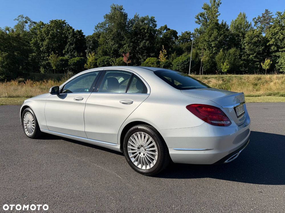 Mercedes-Benz Klasa C 180 7G-TRONIC - 26