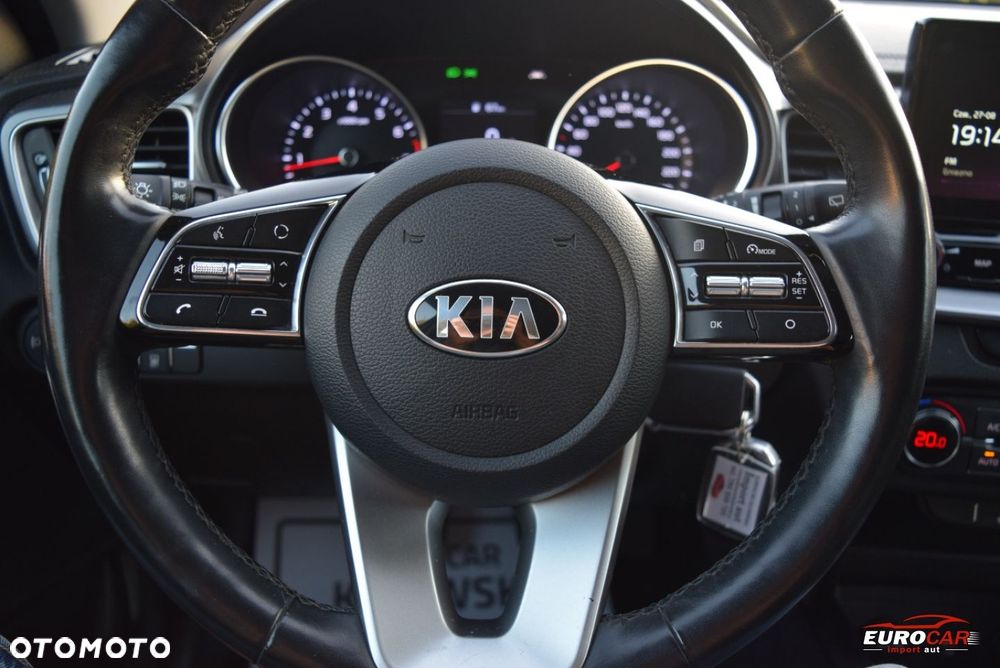 Kia Ceed 1.4 T-GDI L Business Line - 18