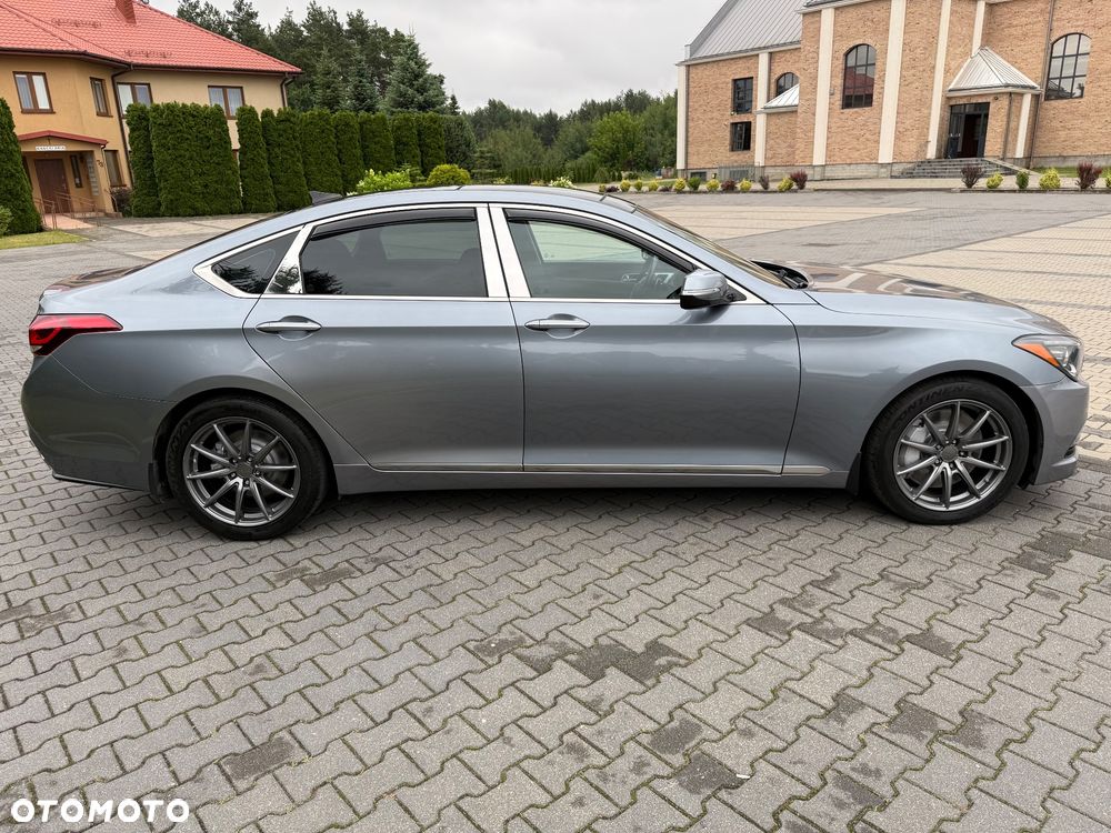Genesis G80 - 8
