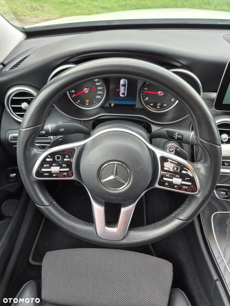 Mercedes-Benz Klasa C 220 d 4MATIC 9G-TRONIC - 27