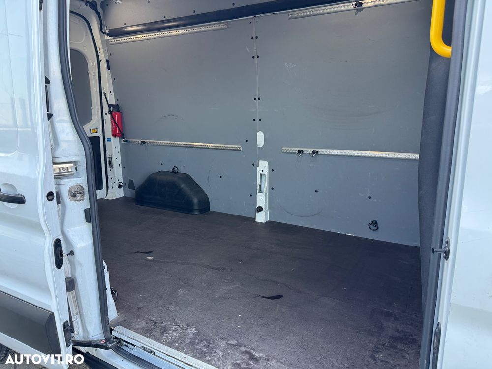 Ford Transit 350 2.0 EcoBlue 130 CP L3H2 Kombi FWD Trend - 19