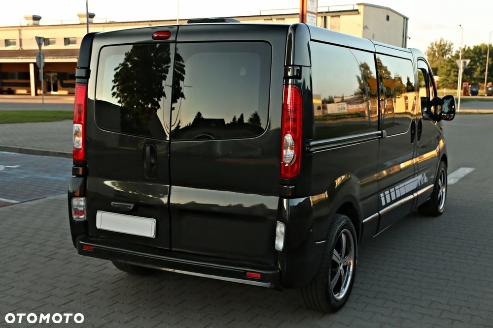 Opel Vivaro - 22