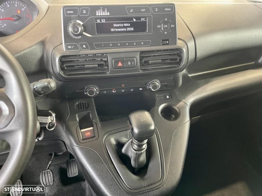Peugeot Partner 1.5 BlueHdi 102 Pro c/IVA Dedutível 3 lugares - 10