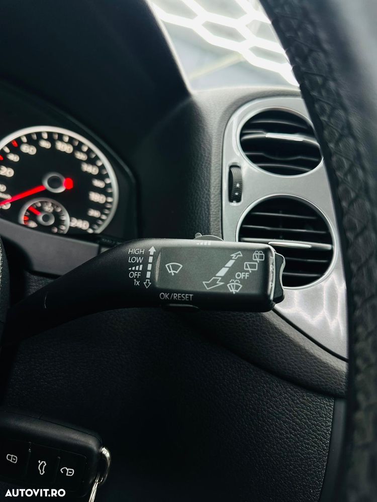 Volkswagen Tiguan 2.0 TDI DPF BlueMotion Technology Cup Sport & Style - 29