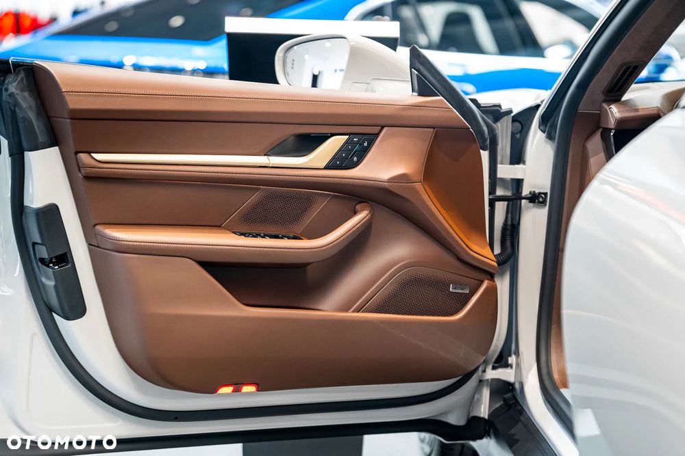 Porsche Taycan 105kWh 4S Cross Turismo - 12