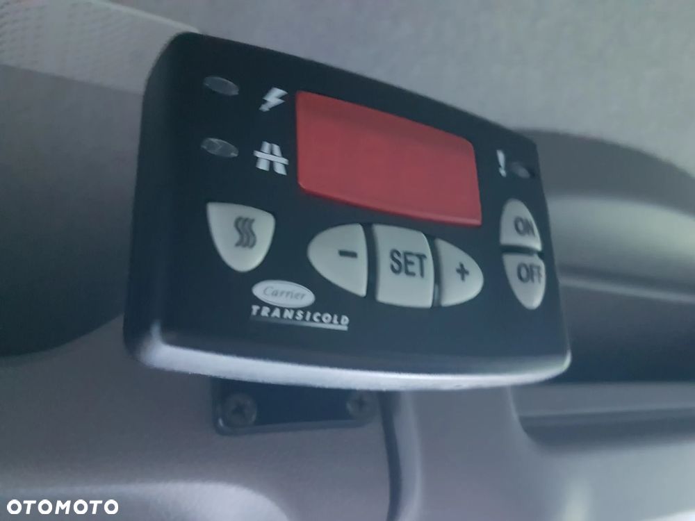 Renault MASTER 8EP CHŁODNIA AGREGAT CARRIER VIENTO 350 FUNKCJA GRZANIA IZOTERMA 4,21x2,10x2,00 KLIMA - 33