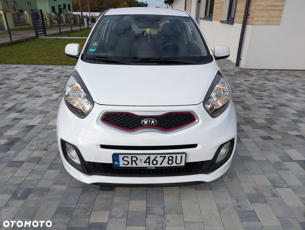 Kia Picanto 1.0 Fifa World Cup Edition - 1
