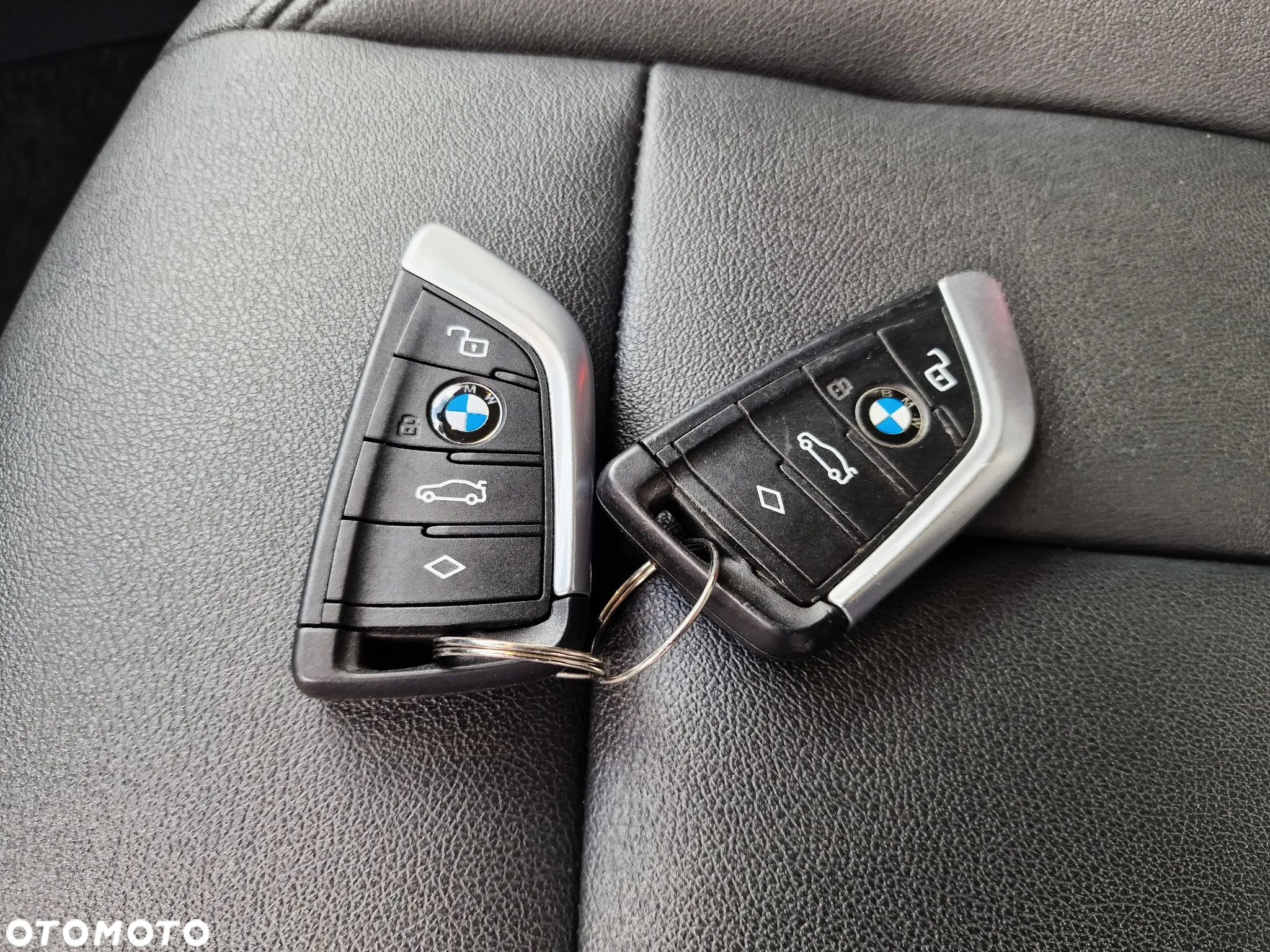 BMW Seria 3 - 36