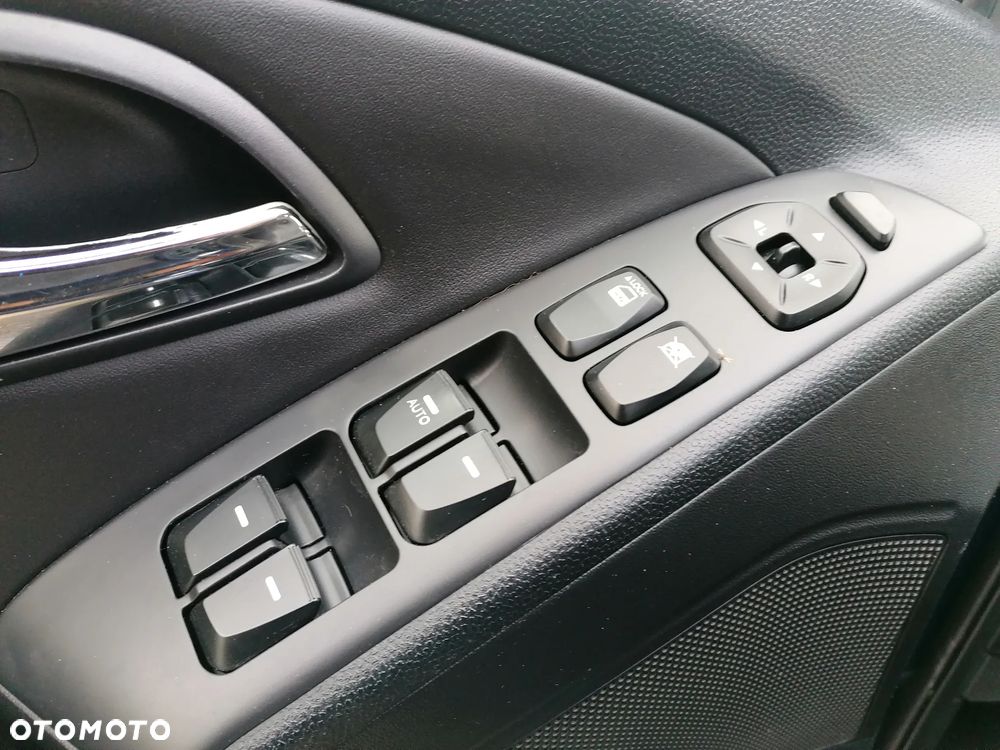 Hyundai ix35 1.6 2WD blue Style - 21