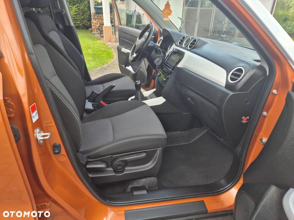 Suzuki Vitara 1.6 Elegance 2WD - 25