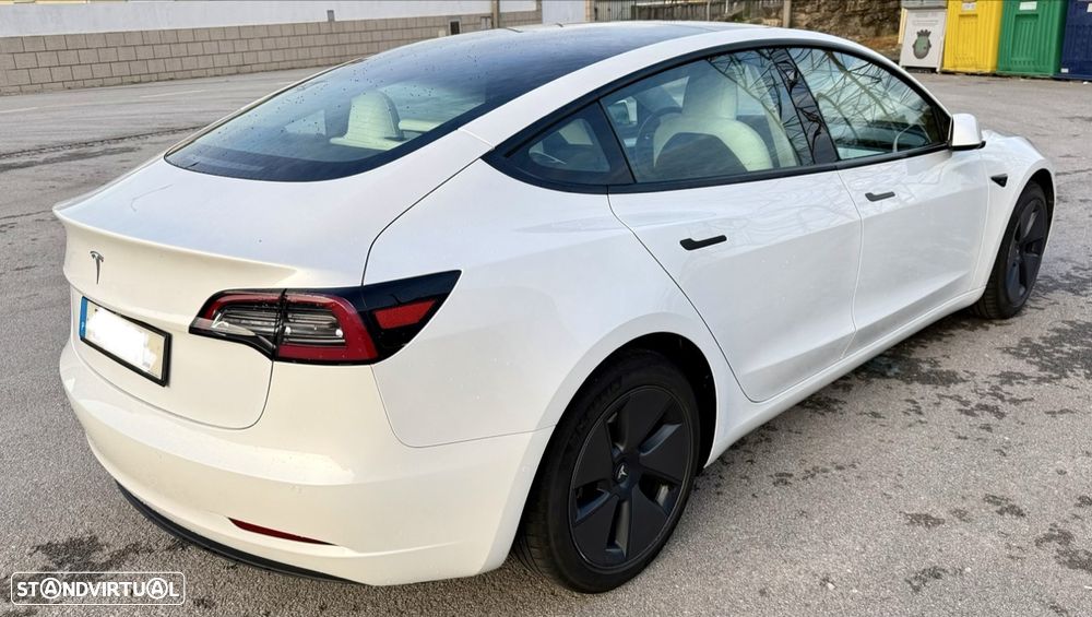 Tesla Model 3 Standard Range Plus RWD - 4