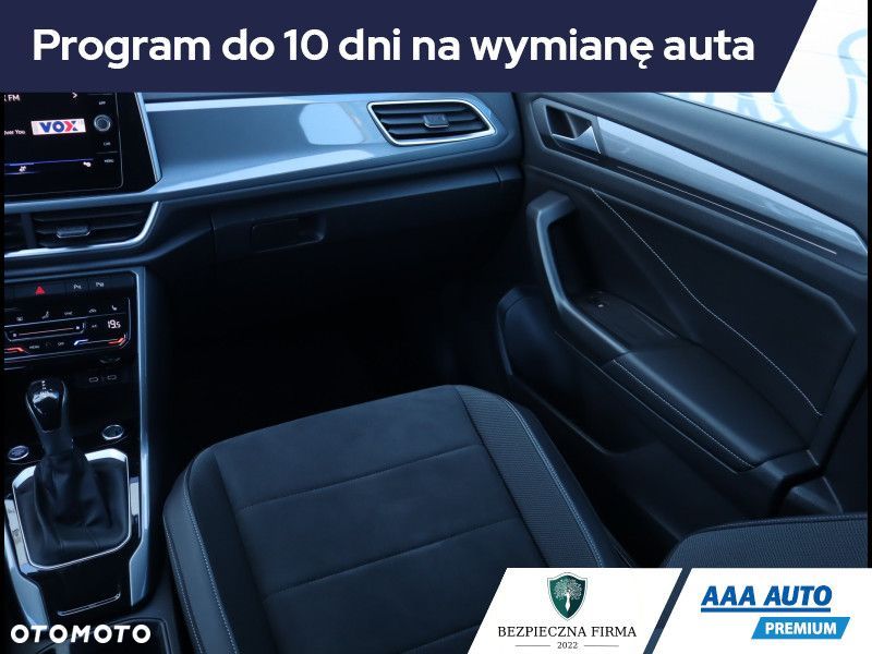 Volkswagen T-Roc - 9