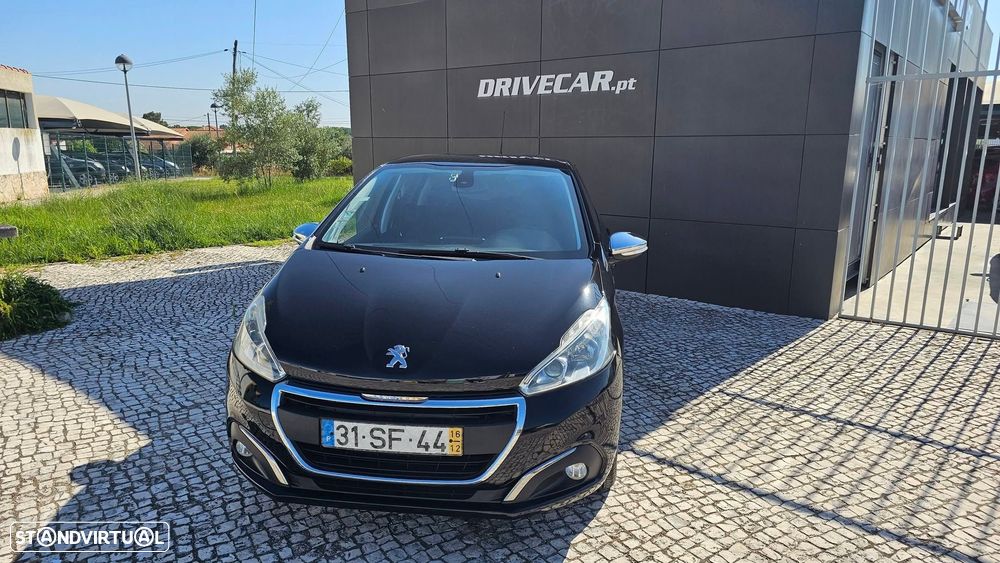 Peugeot 208 1.2 VTi SE Style - 2