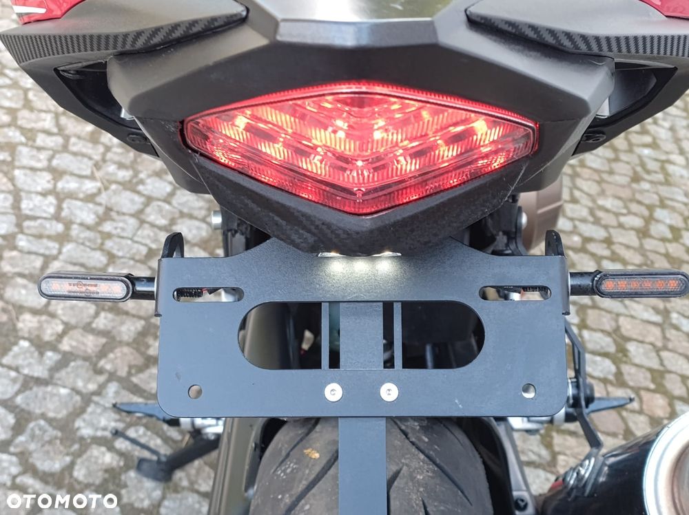 Honda CB - 32