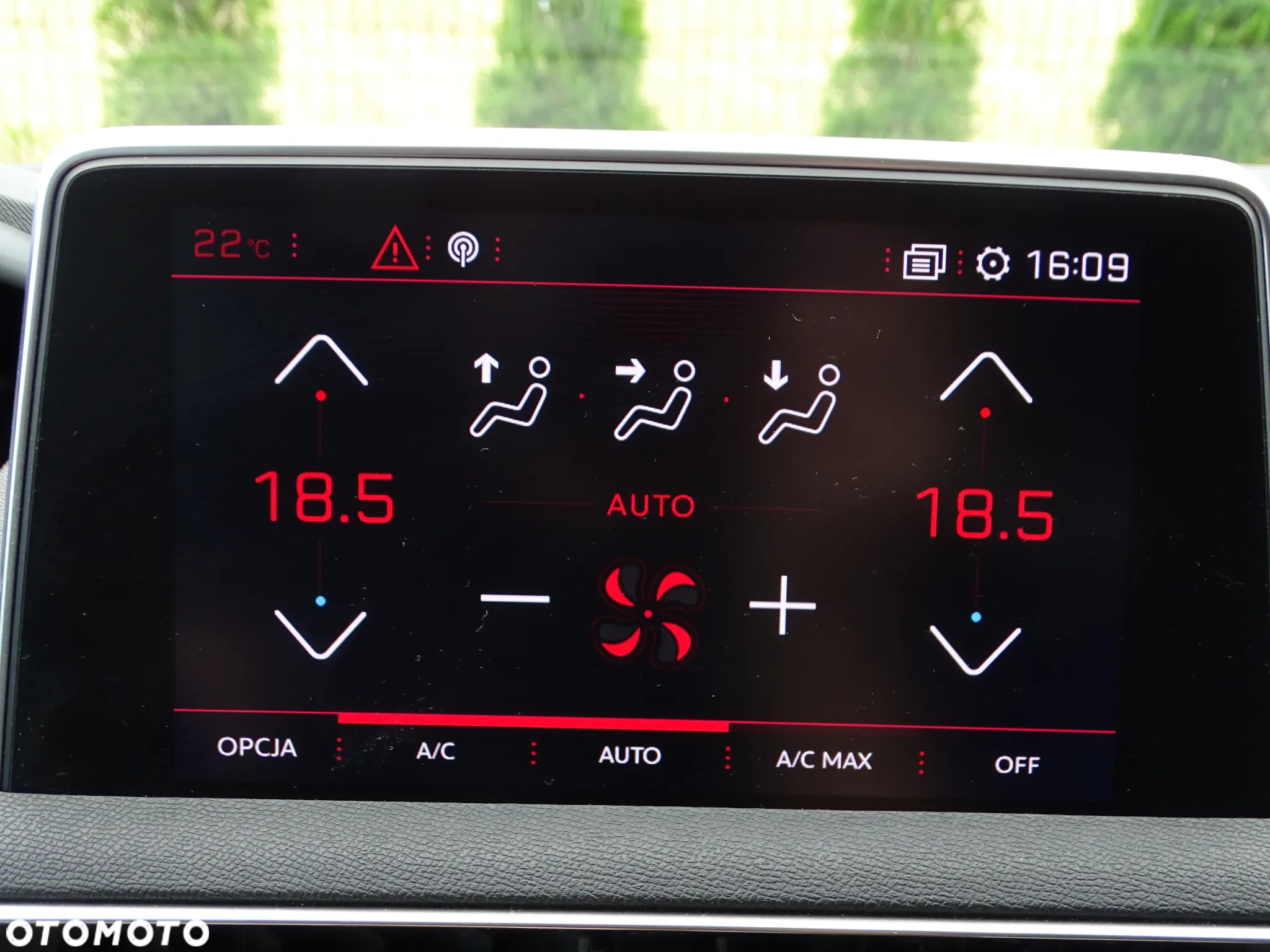 Peugeot 5008 1.5 BlueHDI Allure S&S EAT8 - 30