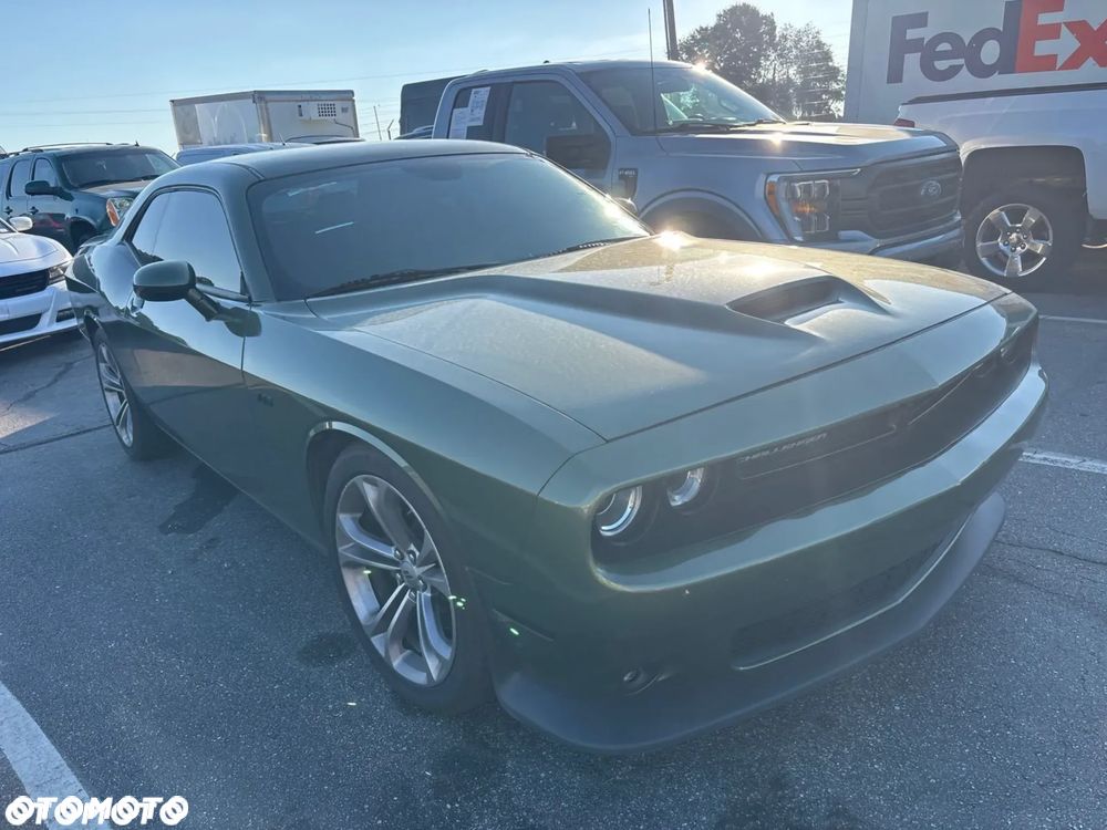Dodge Challenger