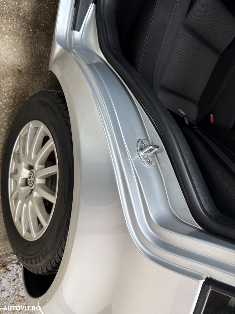 Volkswagen Golf 1.6 Comfortline - 34