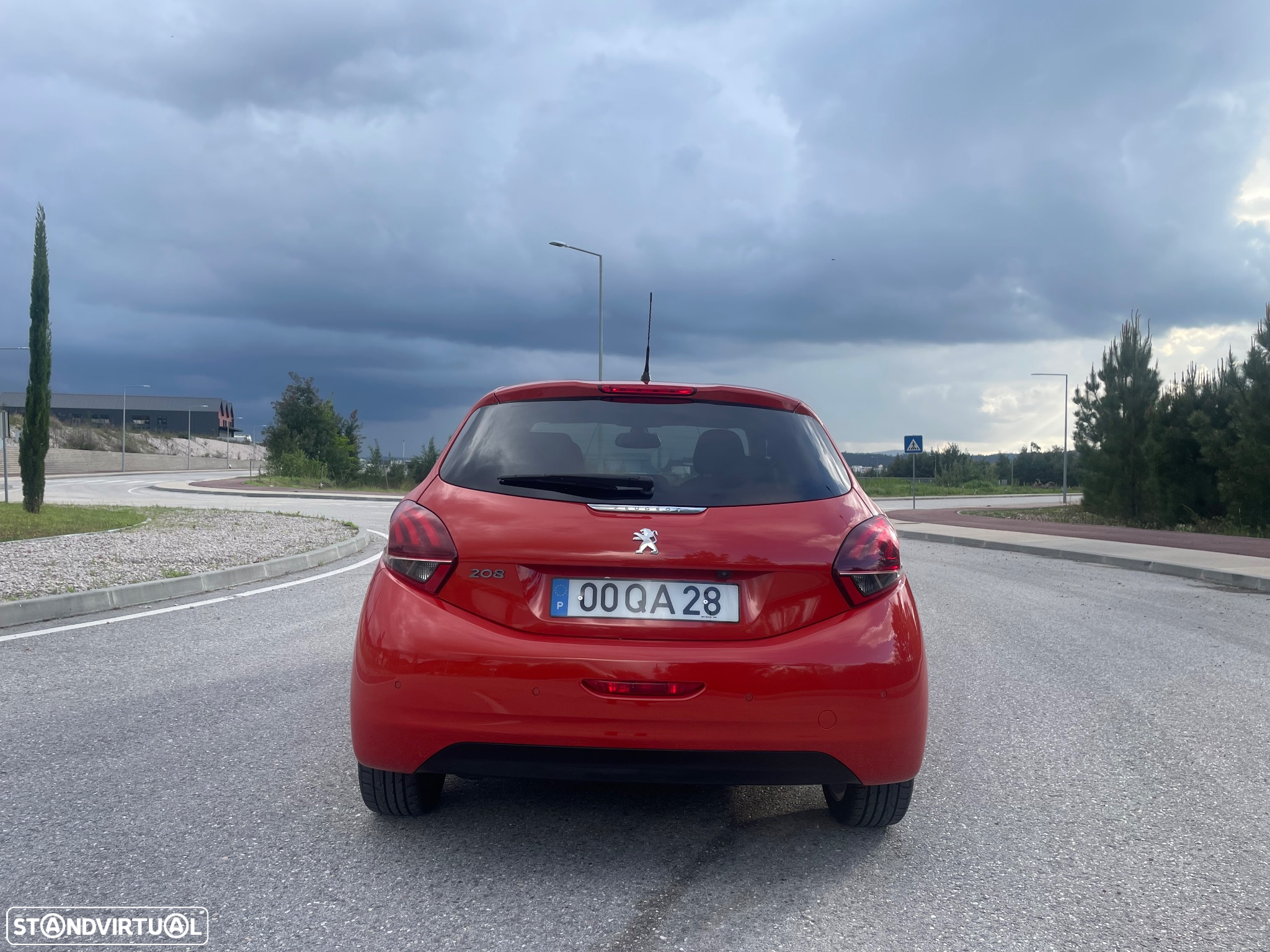 Peugeot 208 1.2 PureTech Allure - 4
