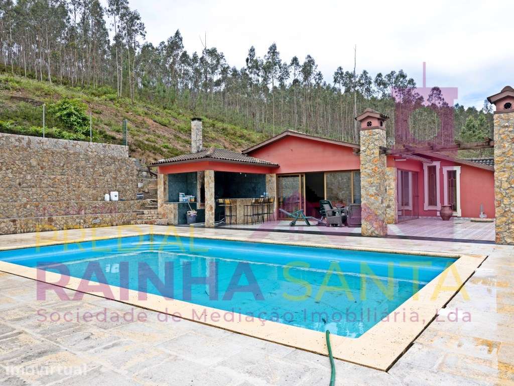 Moradia T8 com piscina, salão de jogos e 1120 m² de terreno em Pena... - Grande imagem: 2/26