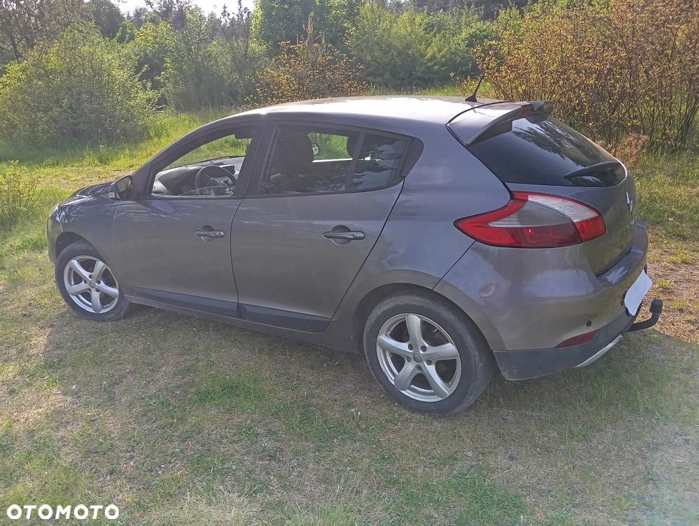 Renault Megane 1.5 dCi Alize - 8