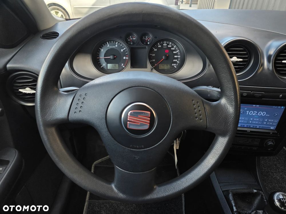 Seat Ibiza 1.4 16V Stylance - 11