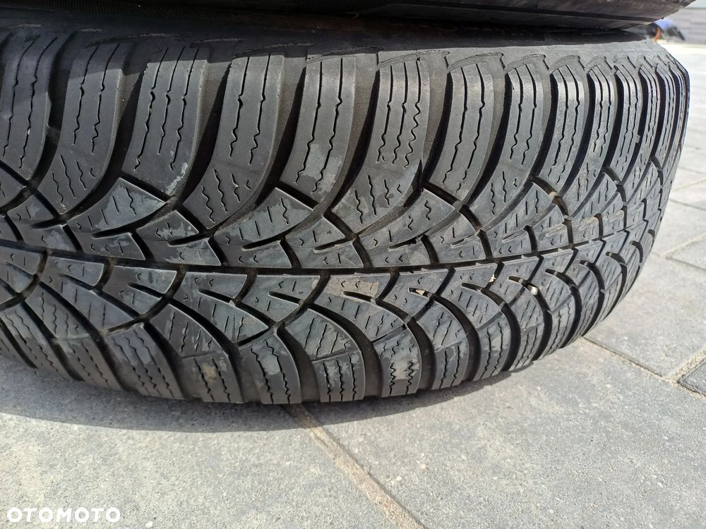 FELGI Z OPONAMI KOŁA ALUMINIOWE MERCEDES R15 5X112 66,6 mm OPONY GOODYEARS R15 185/65 2021r ZIMA NR33 - 18