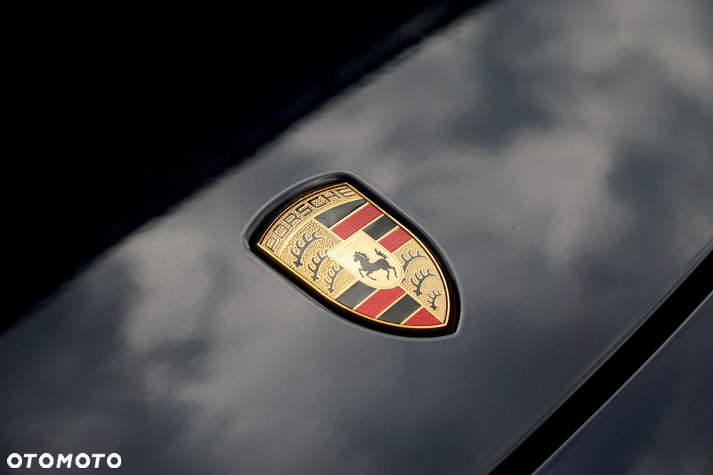 Porsche Panamera 4 - 12