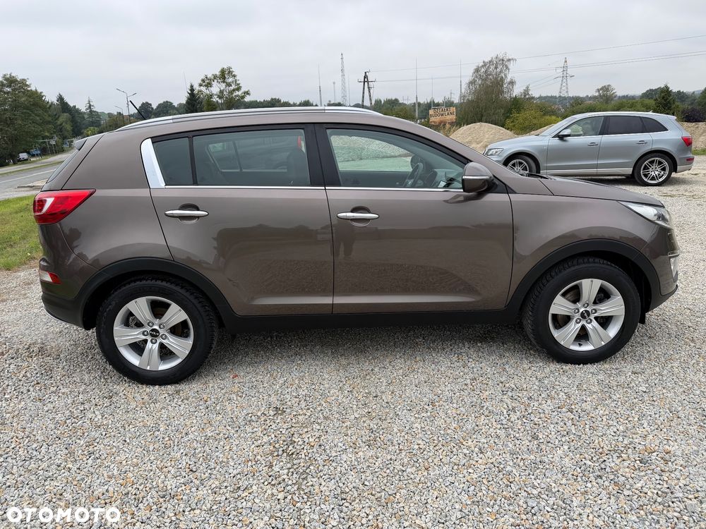 Kia Sportage 2.0 CVVT 2WD Spirit - 11