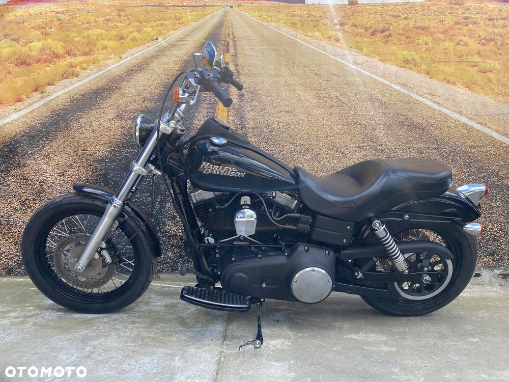 Harley-Davidson Dyna Street Bob - 9