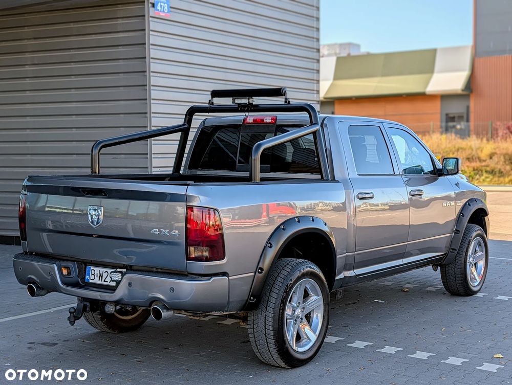 Dodge RAM 5.7 4x4 - 4