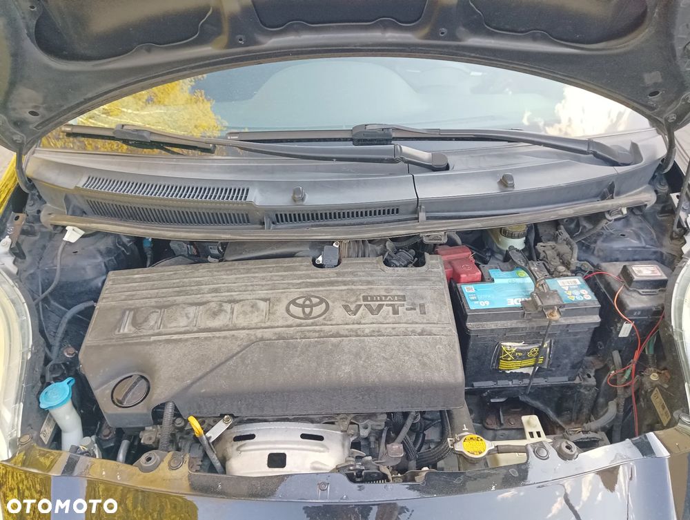 Toyota Yaris 1.33 VVT-i Cool - 17